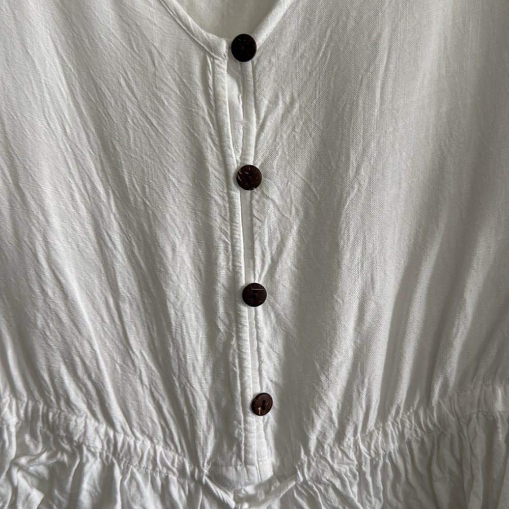 Button tee - Picture 2 of 3